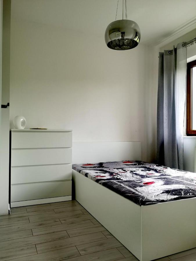 Apartament Z Tarasem I Ogrodem Blisko Centrum Danzica Esterno foto